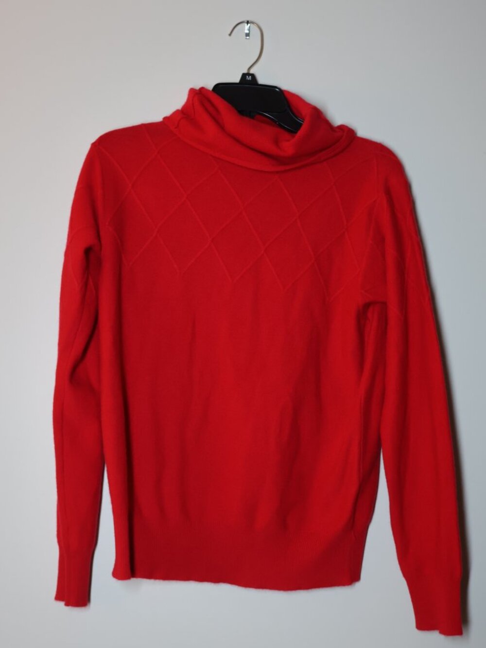 Antonio Melani Size Medium 100% Cashmere Sweater